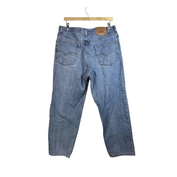VINTAGE Levi's Jeans Mens 38x32 Blue Denim Relaxed Straight Light Wash Y2K Baggy